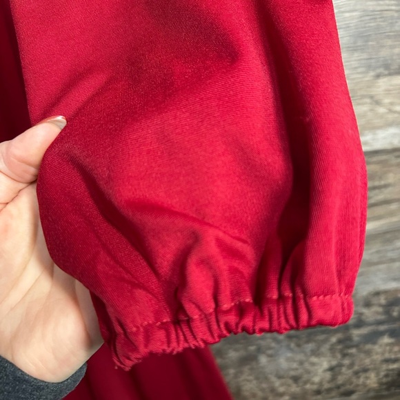 Belle Poque Elegant Long-Sleeve Red Dress - Picture 6 of 12